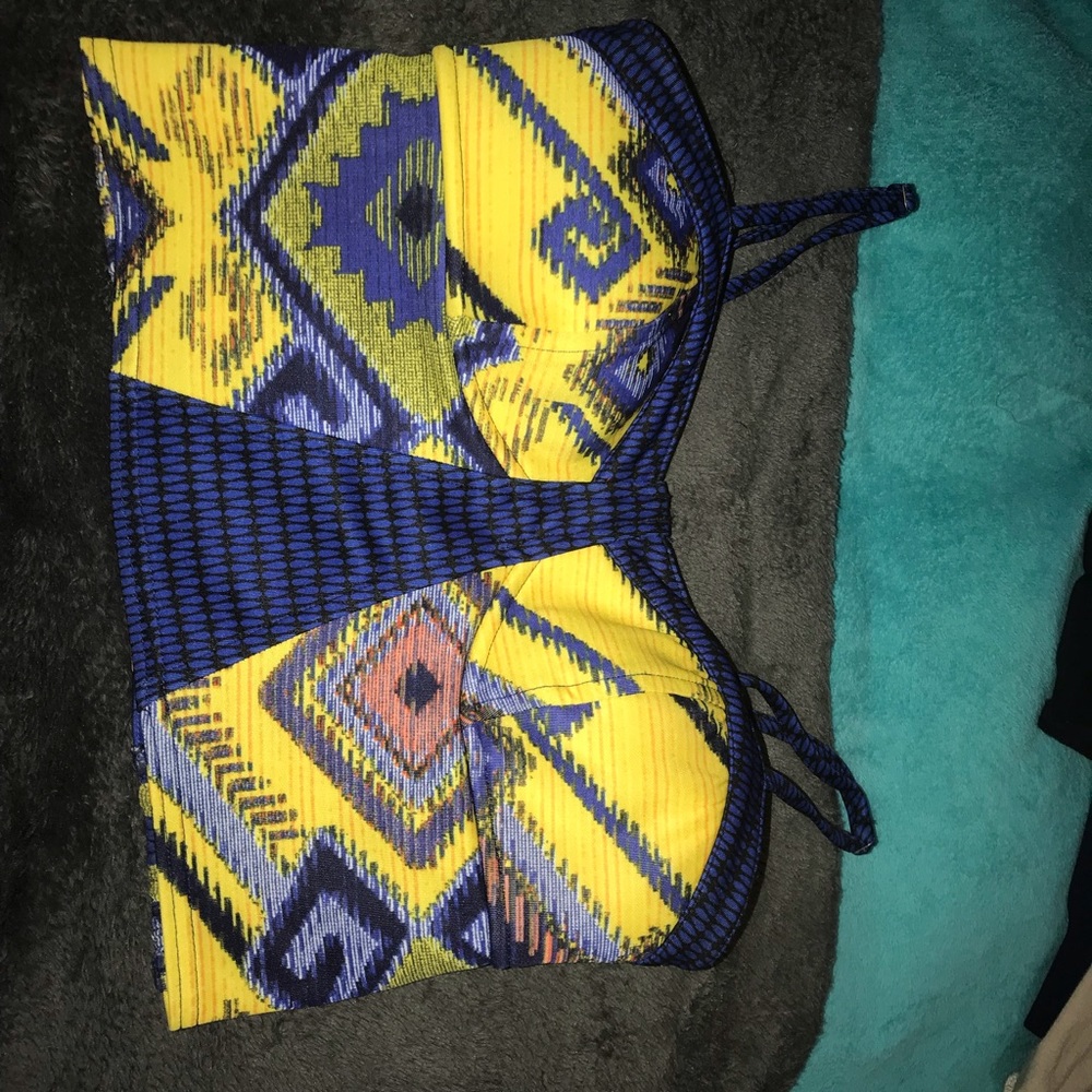 Funky crop top!